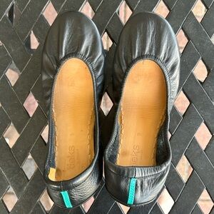 Tieks ballet flats. Matte Black size 9